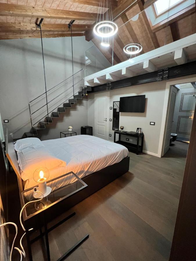 V&B Suites And Apartments Pavia Buitenkant foto