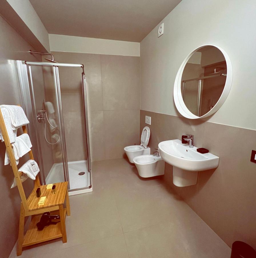 V&B Suites And Apartments Pavia Buitenkant foto